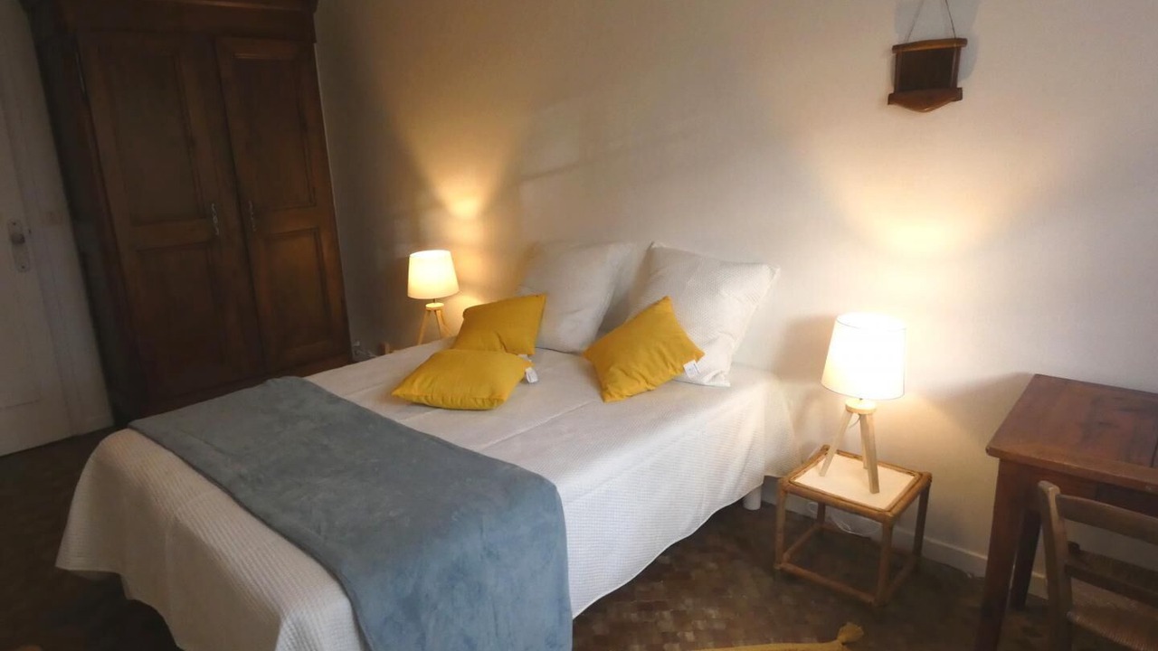 Photo of Bedroom in Bascons