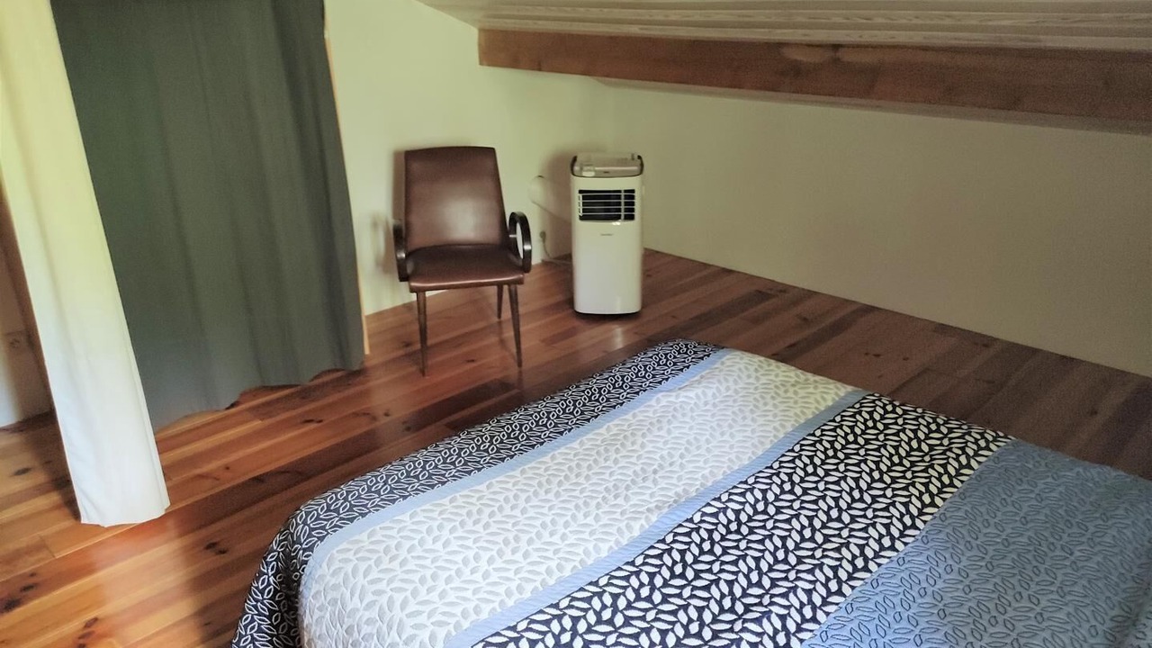 Photo of Bedroom in Sainte-Eulalie-en-Born