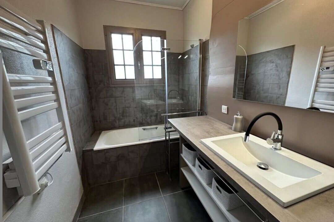 Photo of Bathroom in Saint-Perdon