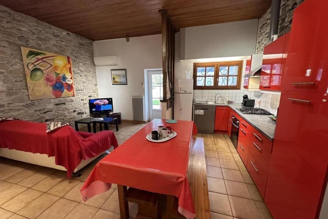 Photo of Kitchen in Port-de-Lanne