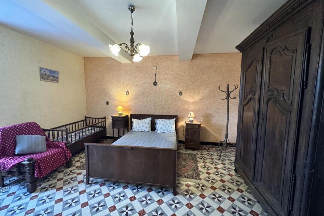 Photo of Bedroom in Monget