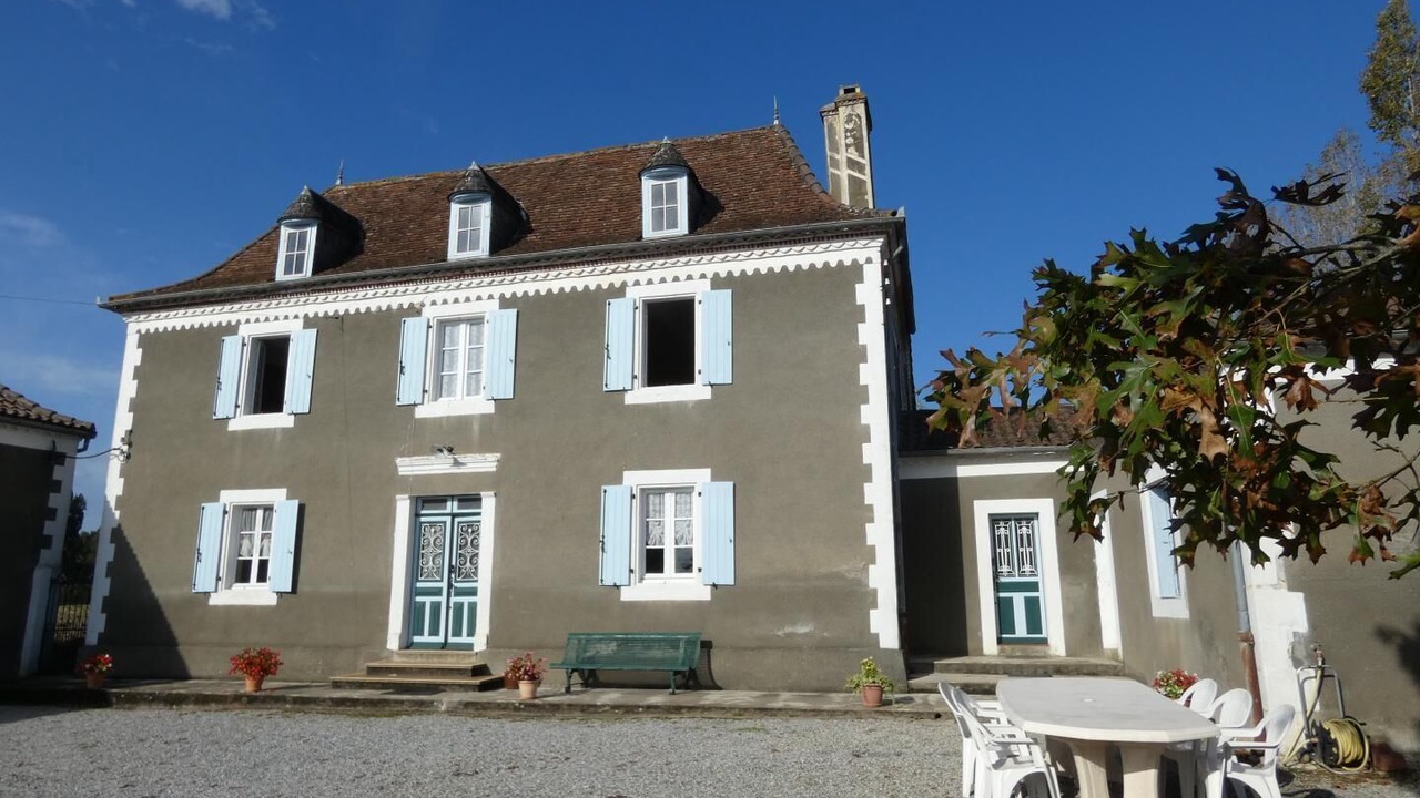 Photo of Outdoor in Monget