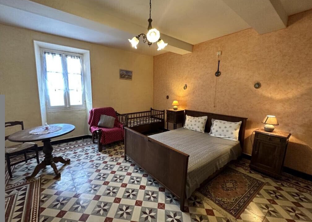 Photo of Bedroom in Monget