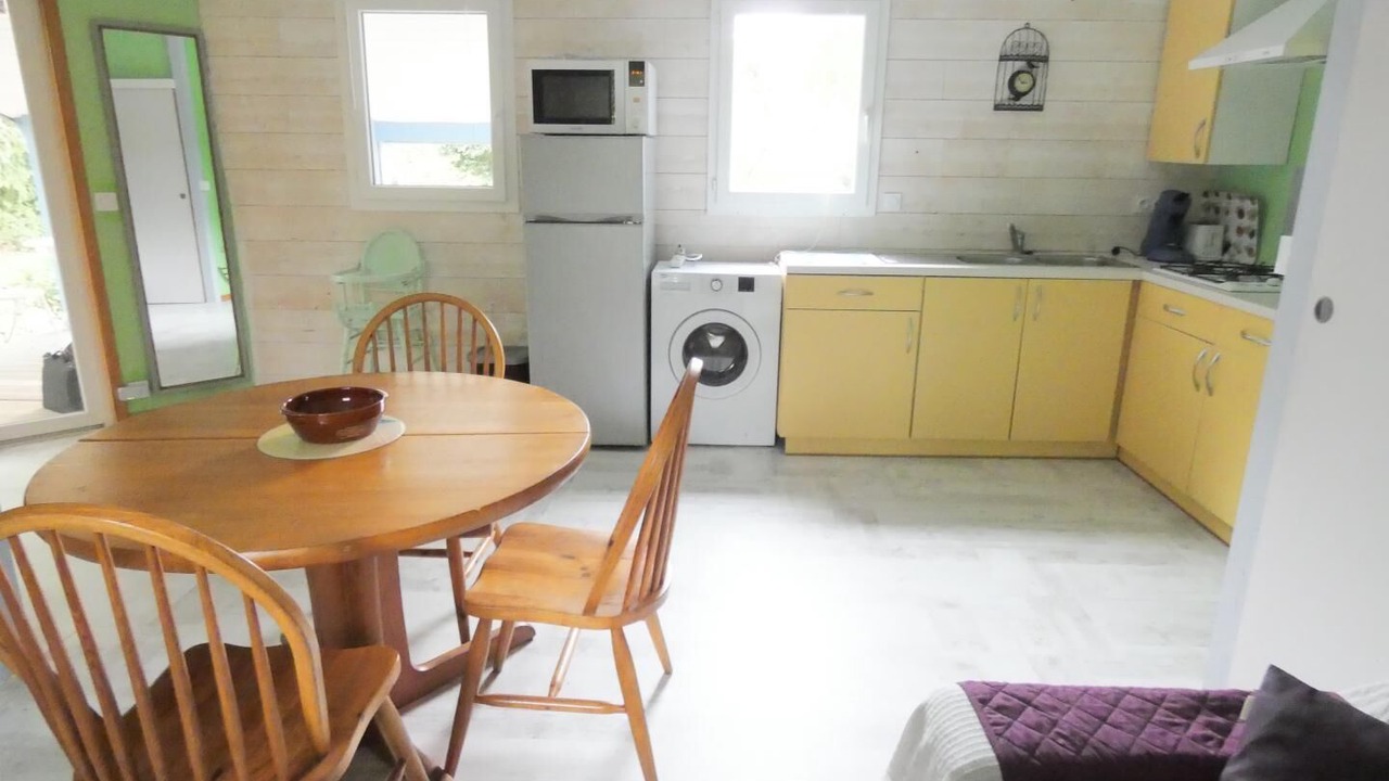 Photo of Others in Taller