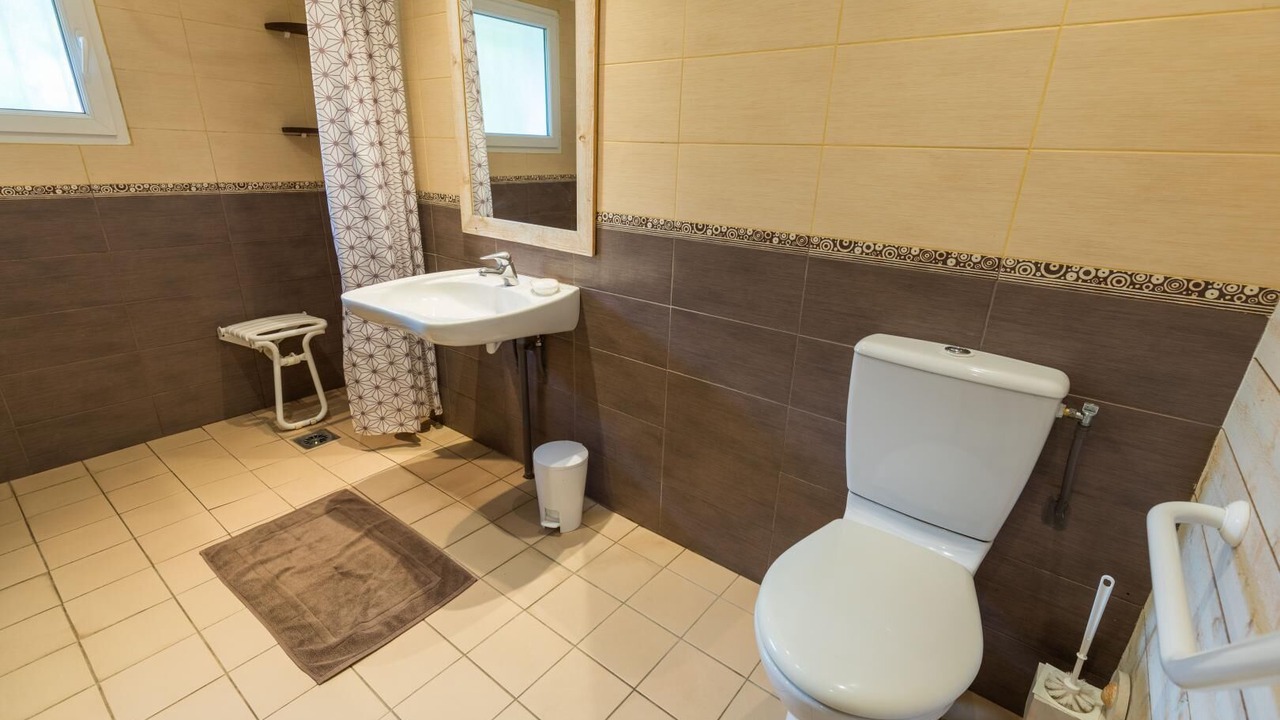 Photo of Bathroom in Taller