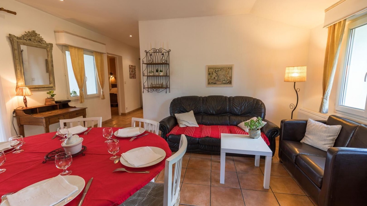 Photo of Others in Taller