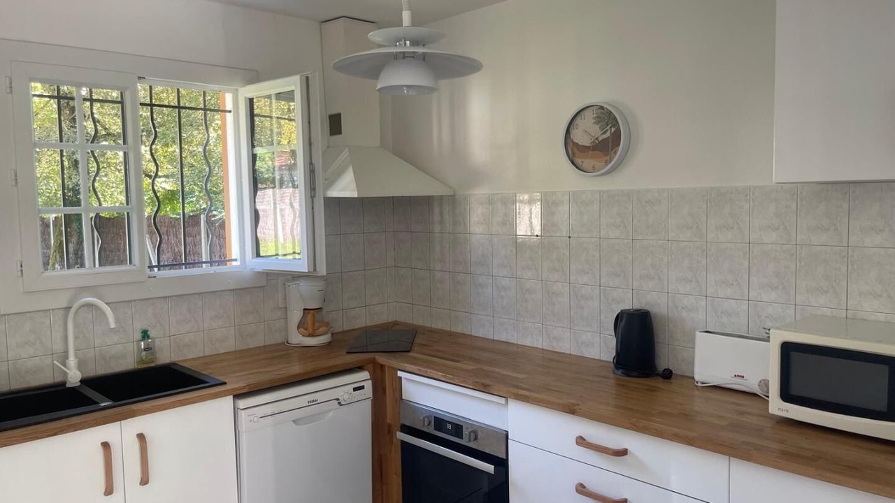 Photo of Kitchen in Lesperon