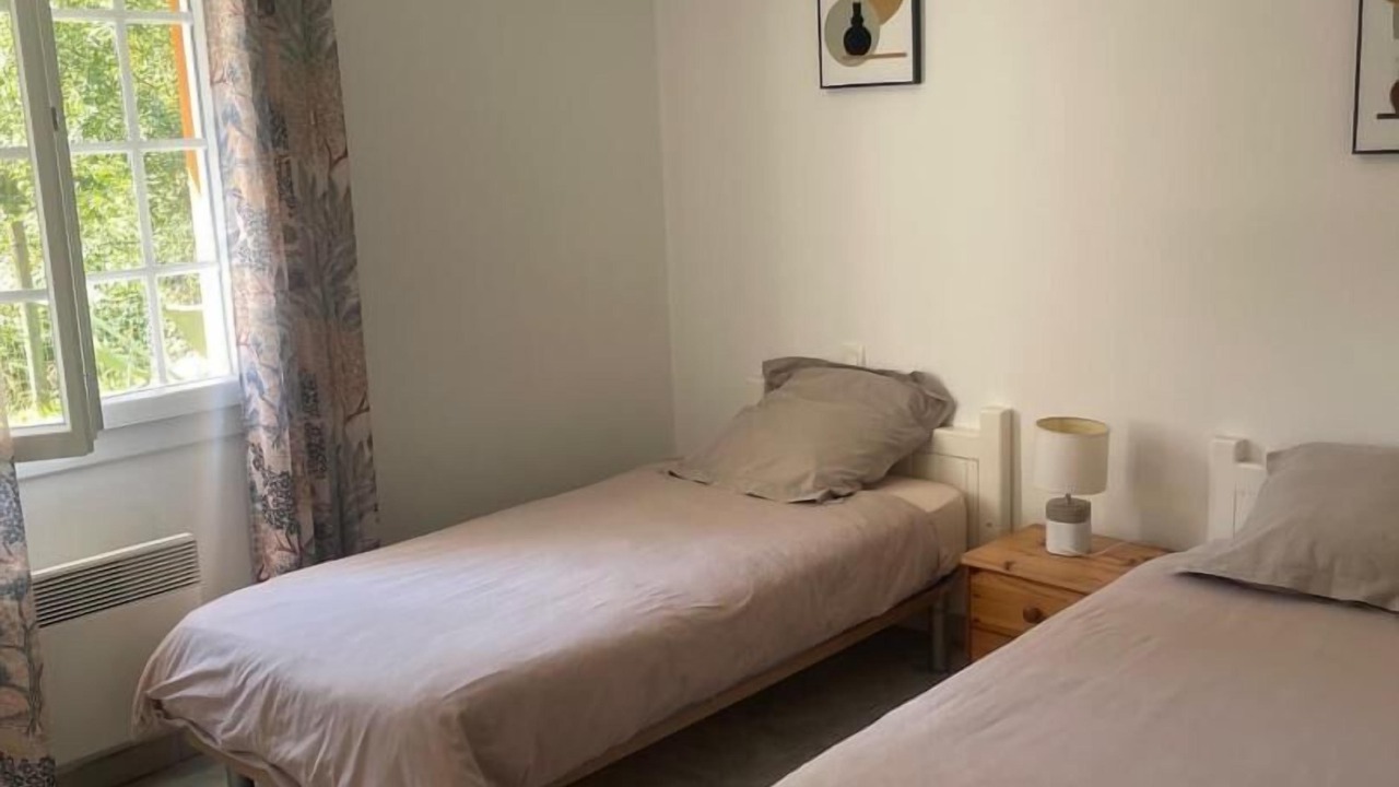 Photo of Bedroom in Lesperon