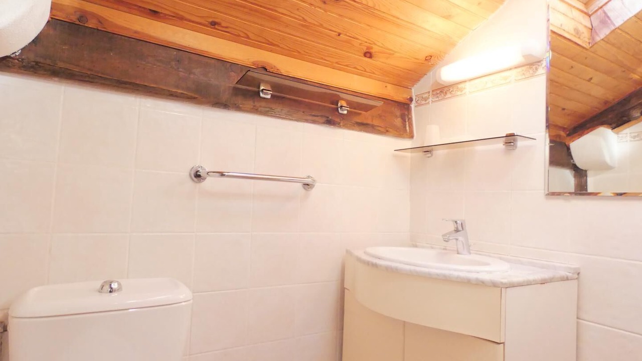 Photo of Bathroom in Herm