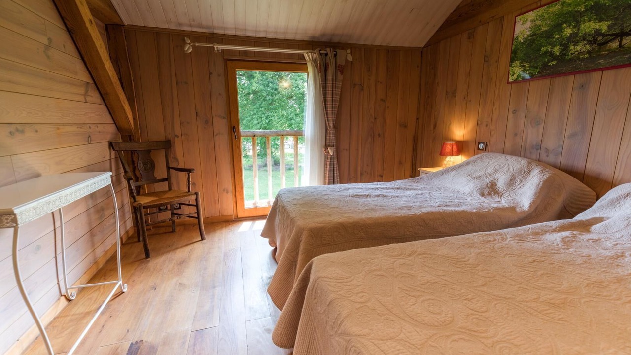 Photo of Bedroom in Vert