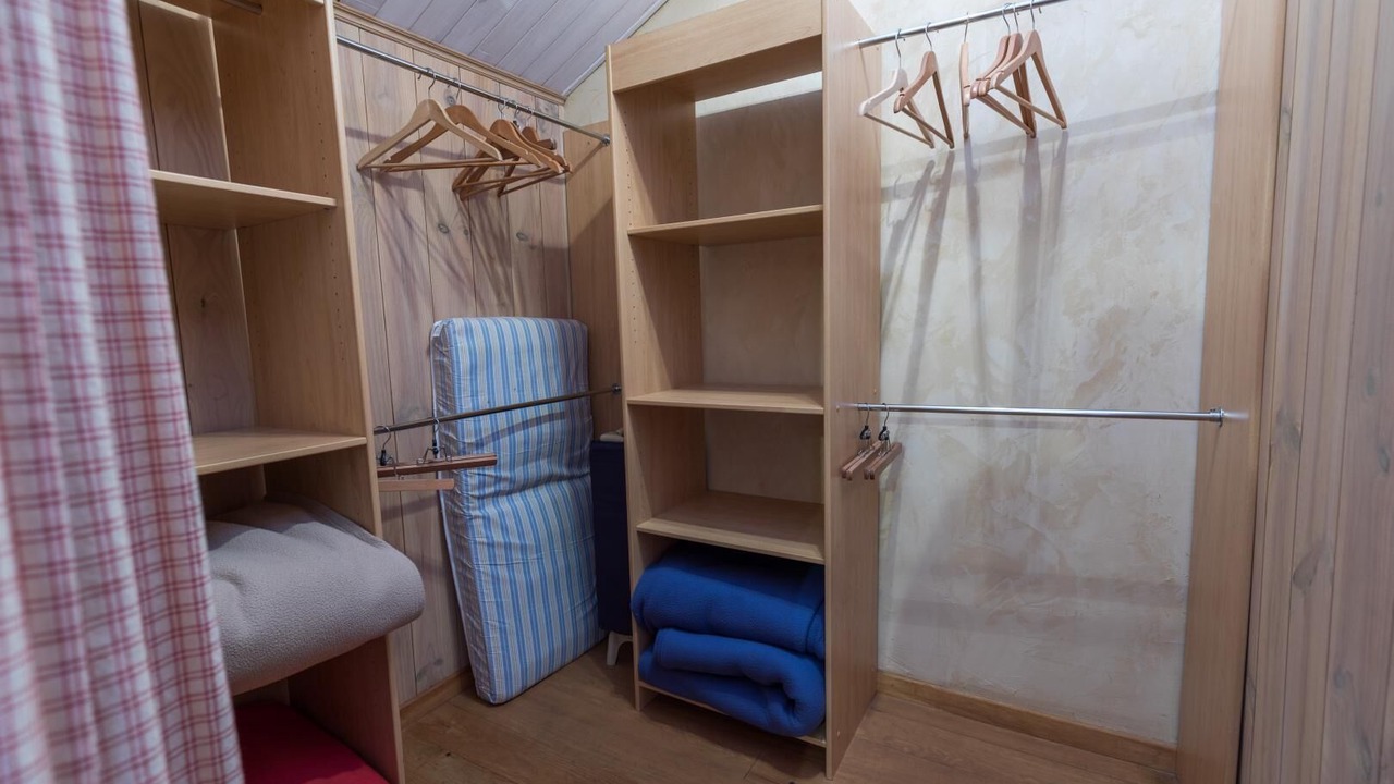 Photo of Others in Vert