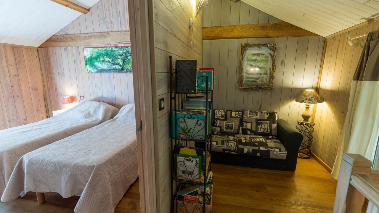 Photo of Bedroom in Vert