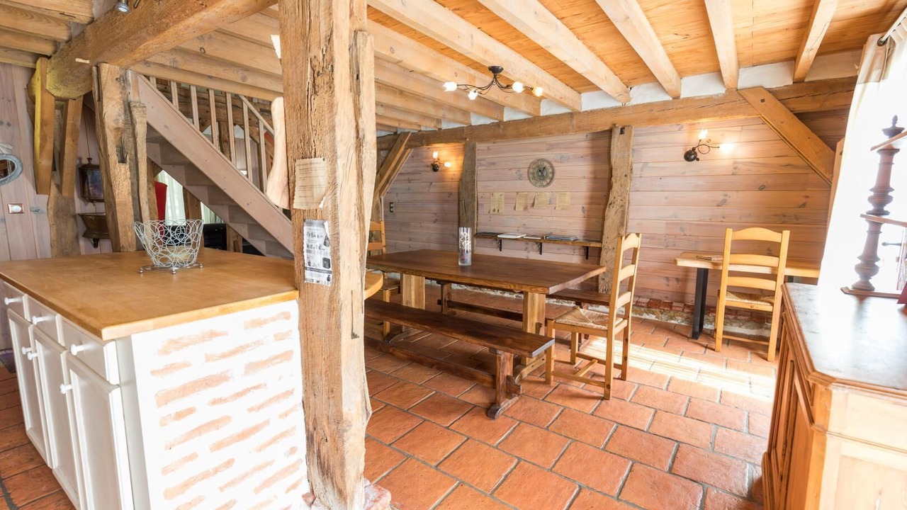 Photo of Others in Vert