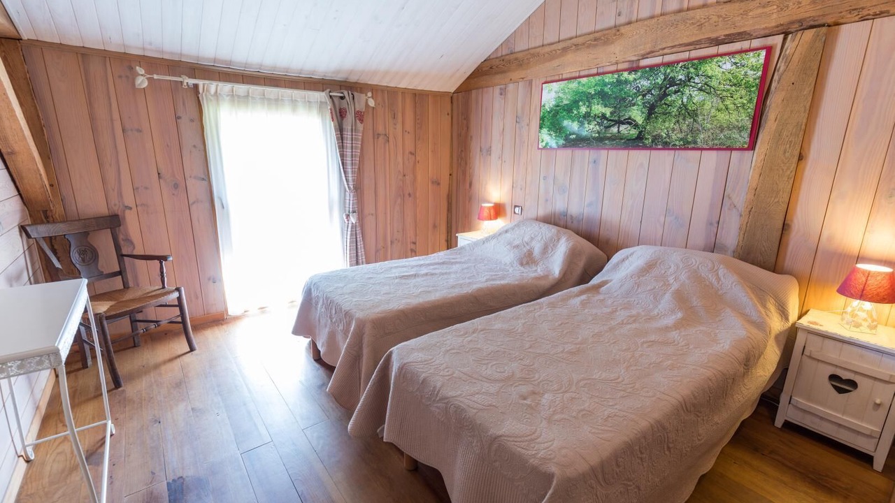 Photo of Bedroom in Vert