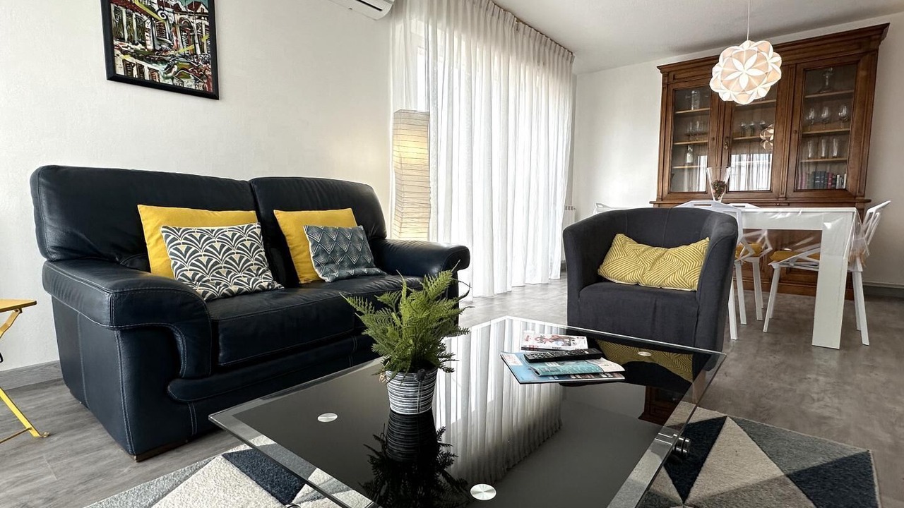 Photo of Livingroom in Dax