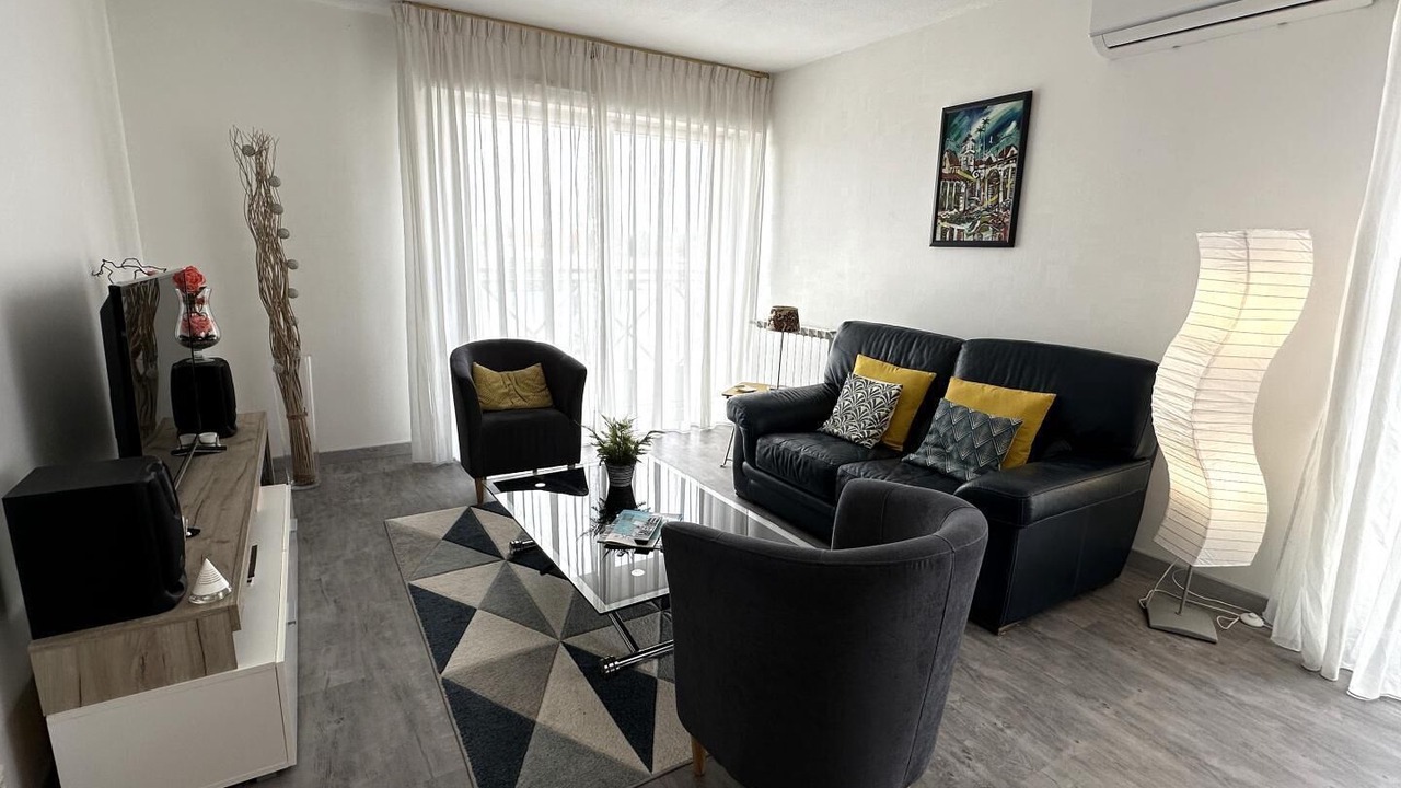 Photo of Livingroom in Dax