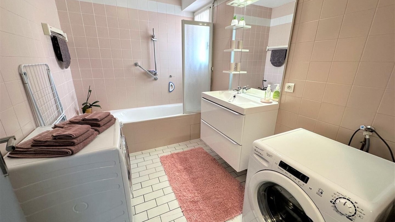 Photo of Bathroom in Dax