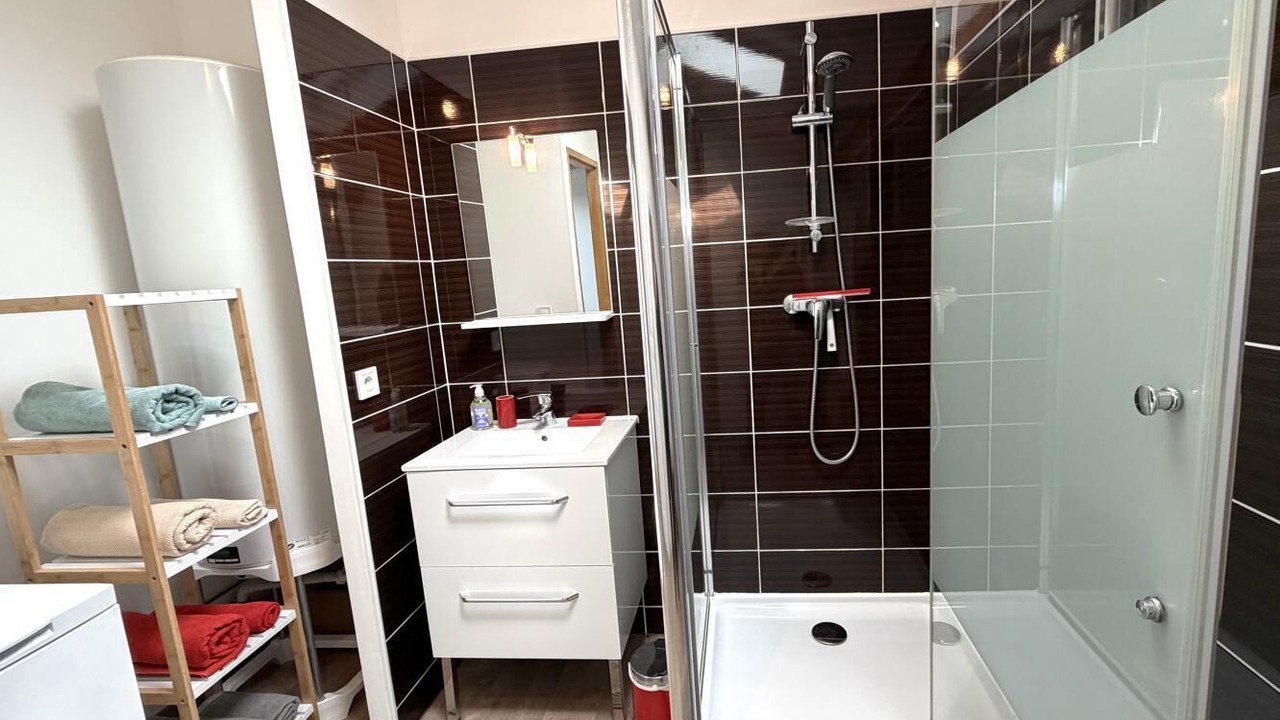 Photo of Bathroom in Saint-Martin-de-Seignanx