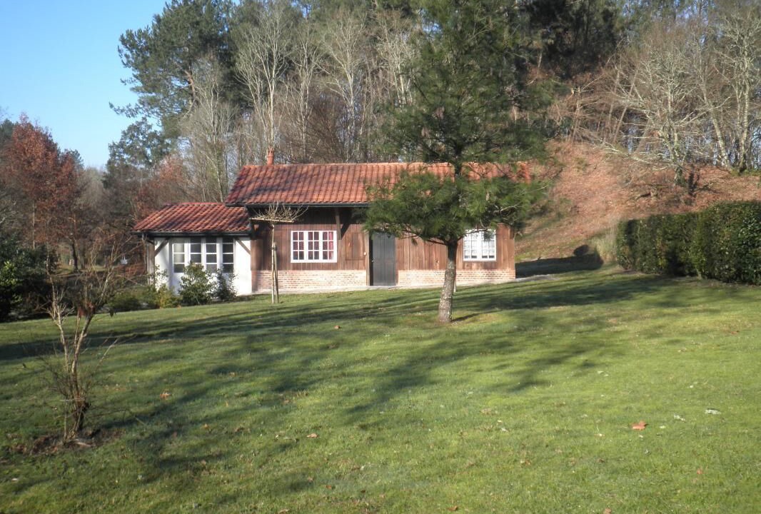 Photo of Outdoor in Lesperon