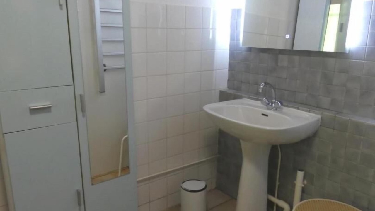 Photo of Bathroom in Lesperon