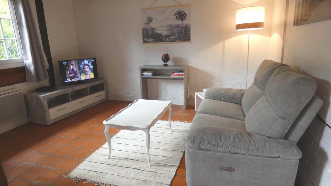 Photo of Livingroom in Lesperon