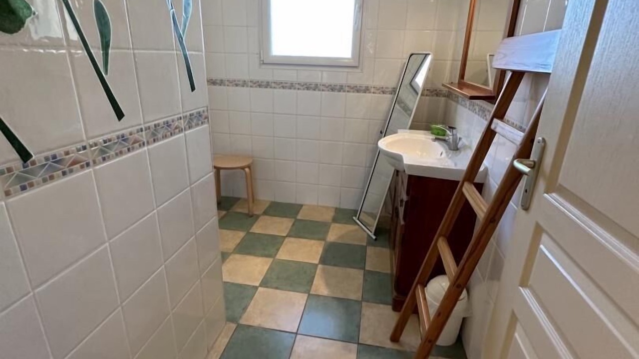Photo of Bathroom in Benquet