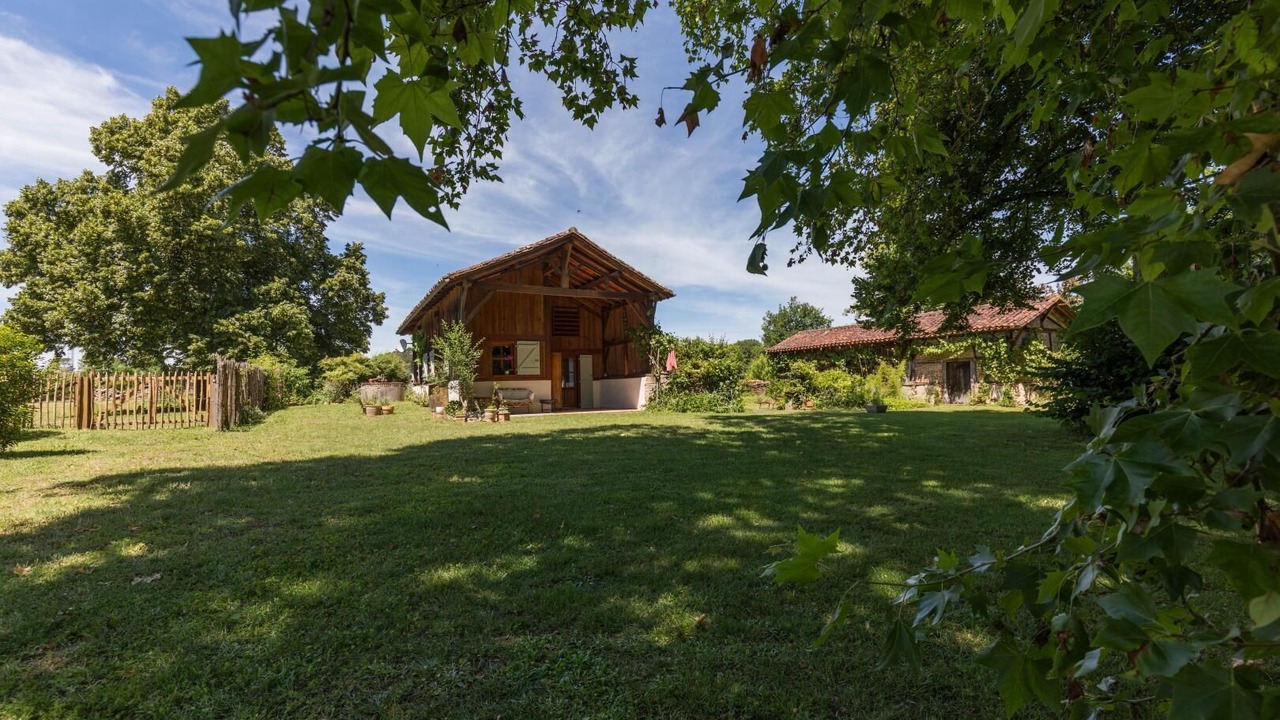 Photo of Outdoor in Belis