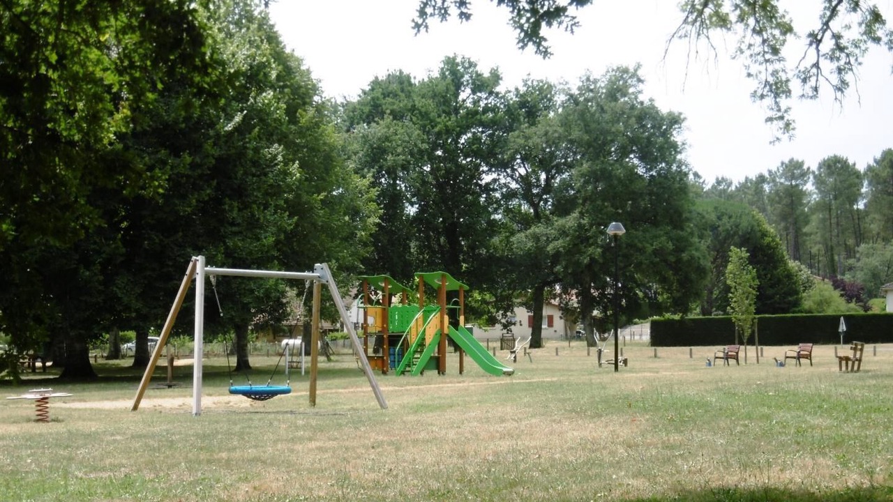 Photo of Others in Brocas