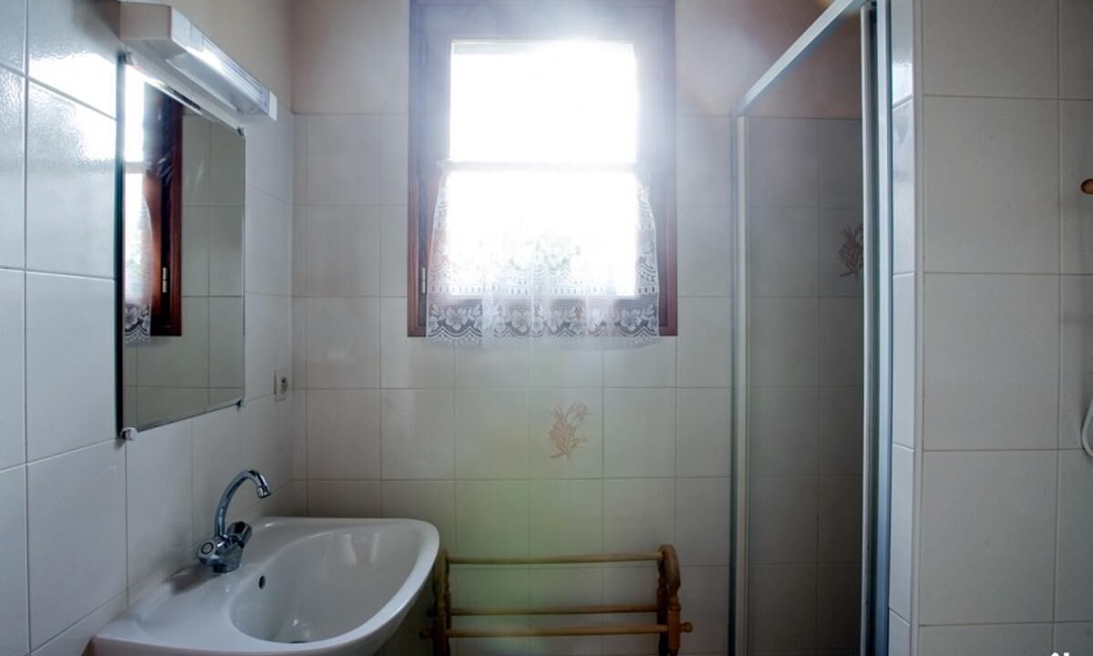 Photo of Bathroom in Taller