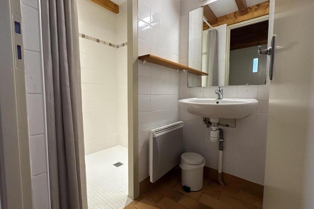 Photo of Bathroom in Brocas