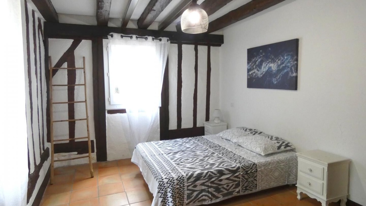 Photo of Bedroom in Lesperon