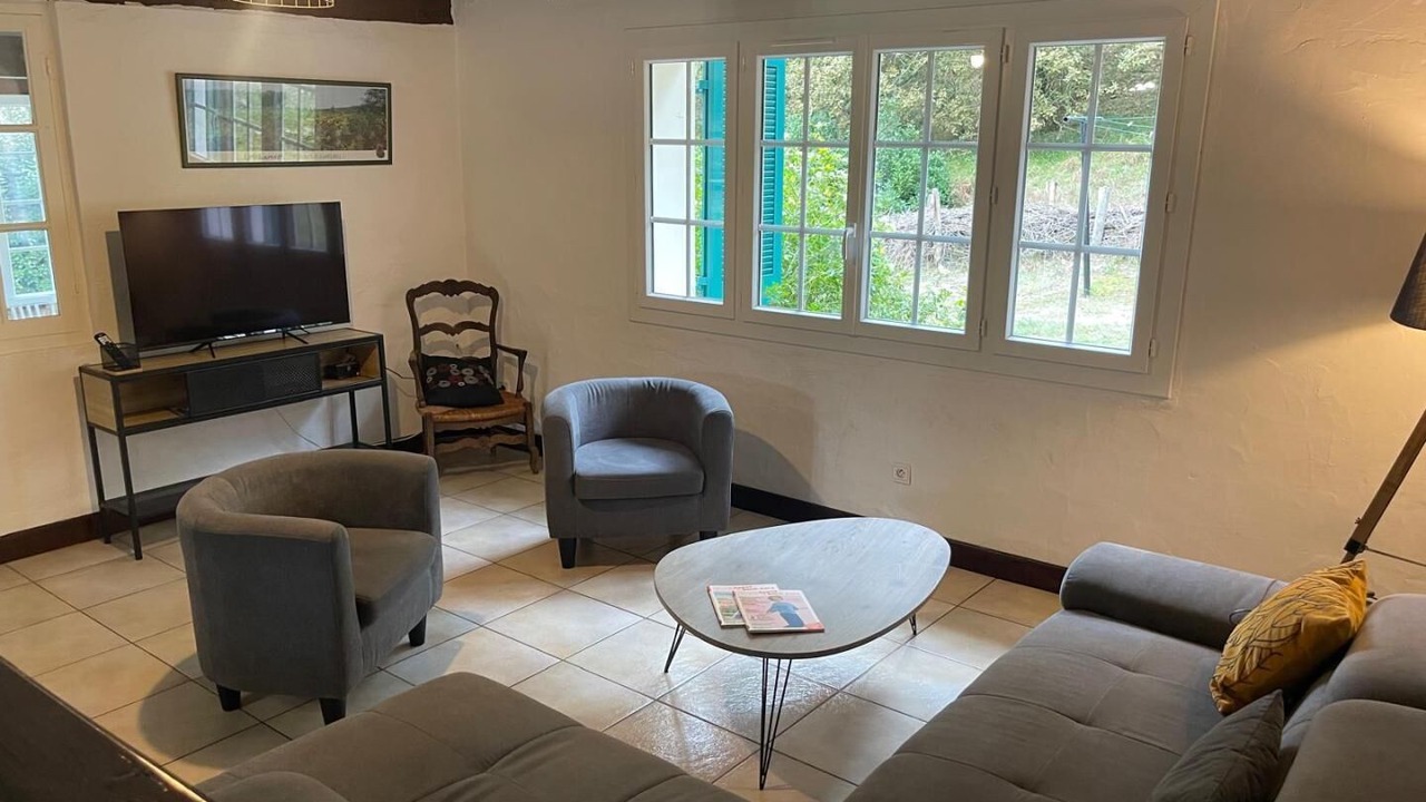 Photo of Livingroom in Lesperon