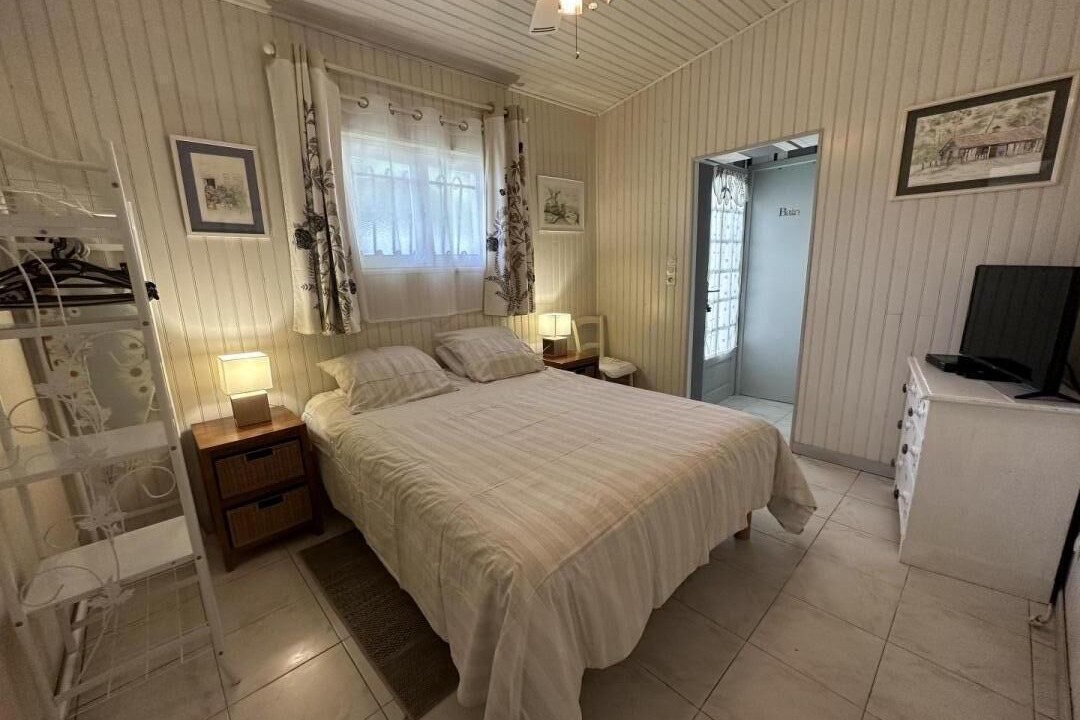 Photo of Bedroom in Sainte-Eulalie-en-Born
