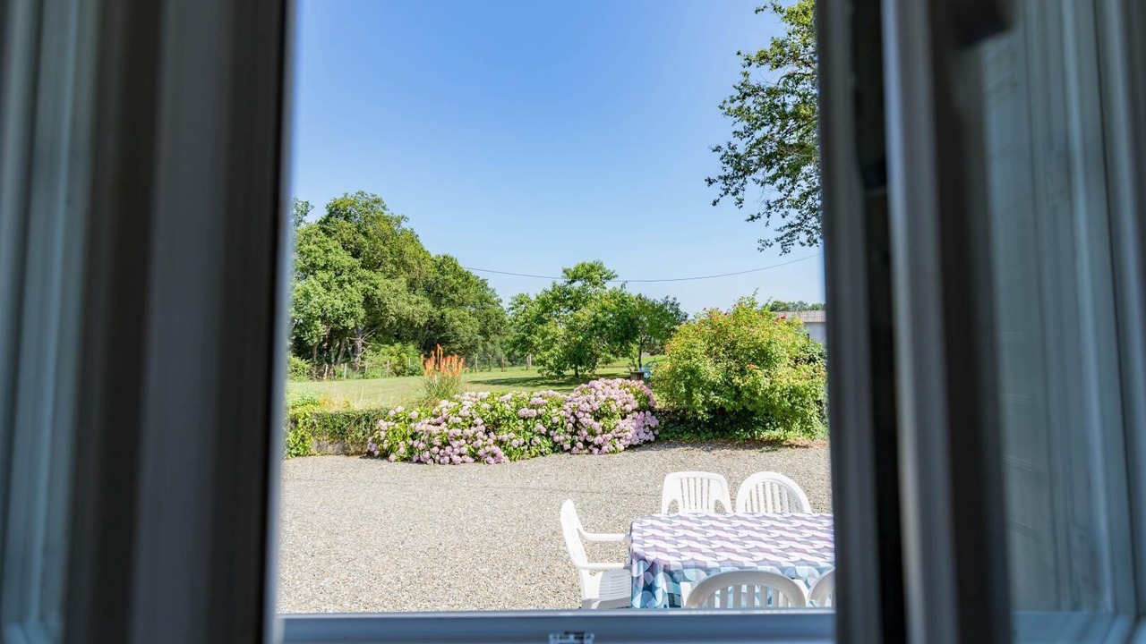 Photo of Others in Eyres-Moncube