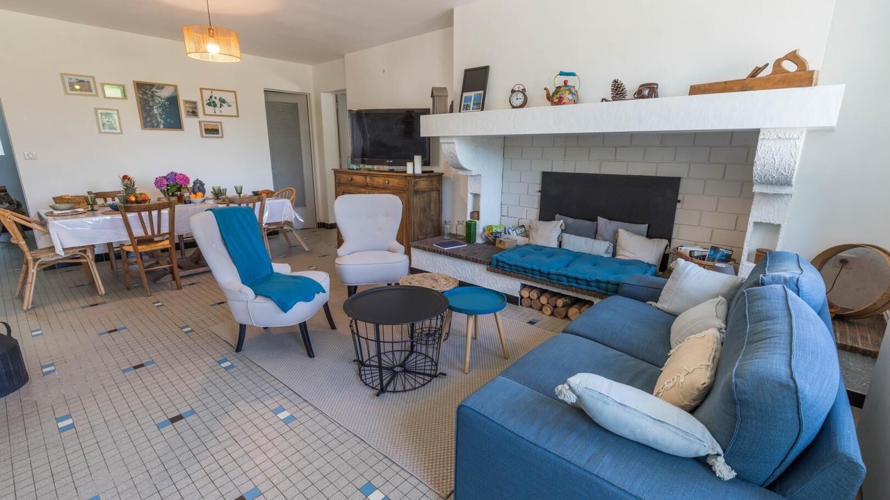 Photo of Livingroom in Eyres-Moncube