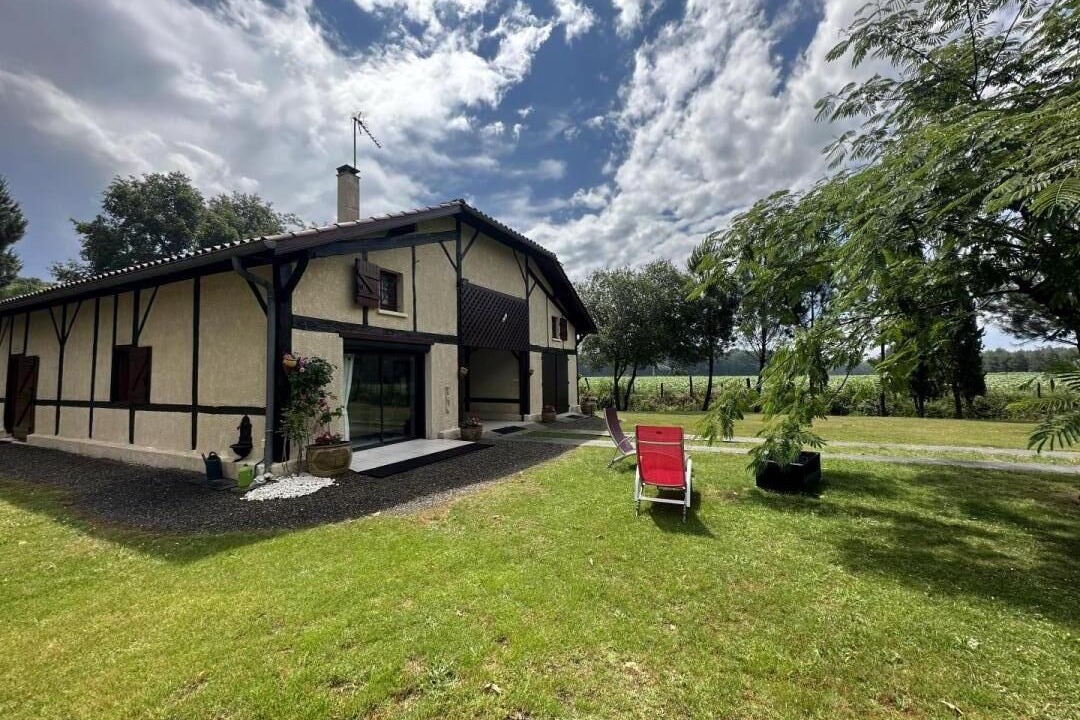 Photo of Outdoor in Arengosse