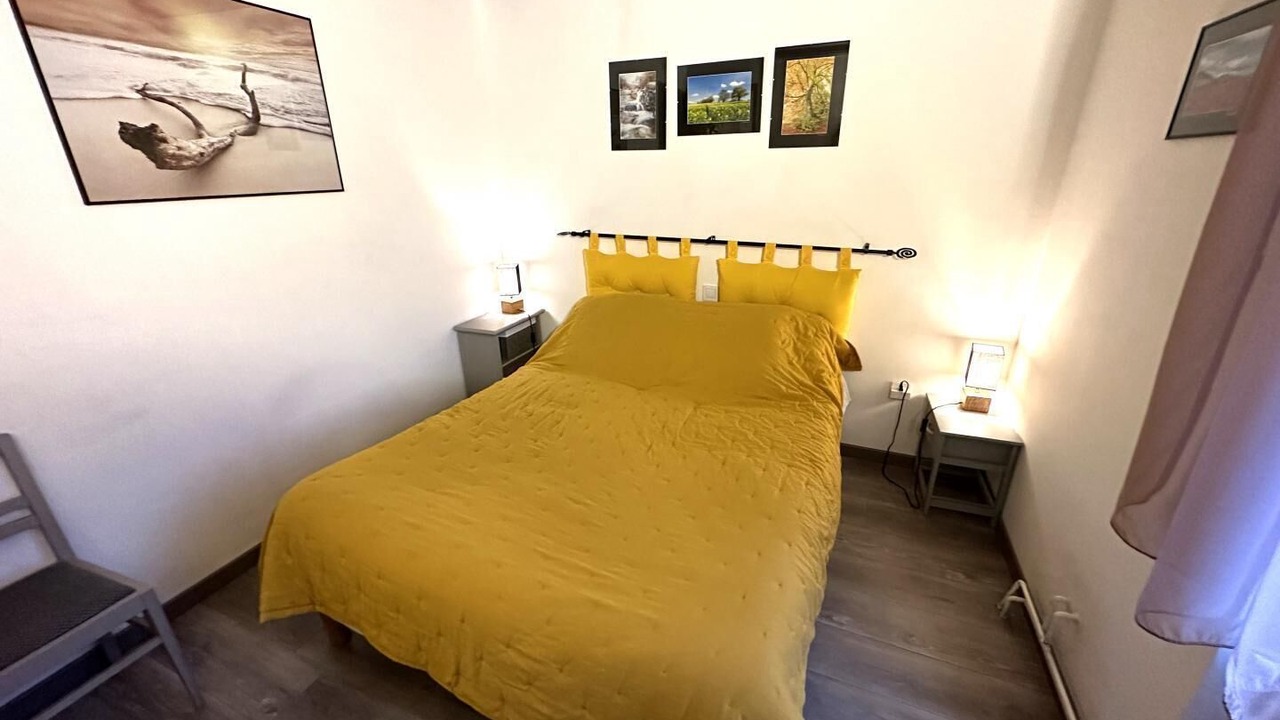 Photo of Bedroom in Saint-Vincent-de-Paul