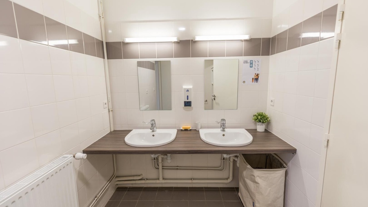 Photo of Bathroom in Arjuzanx