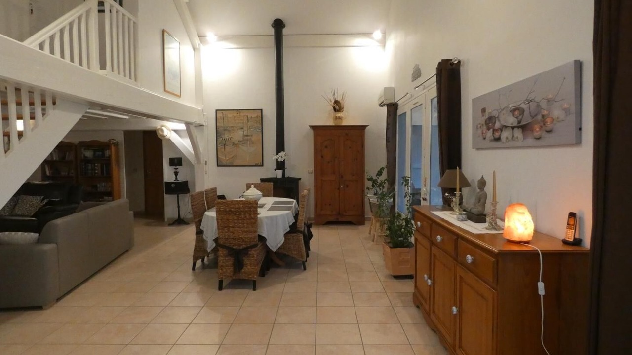 Photo of Others in Onard