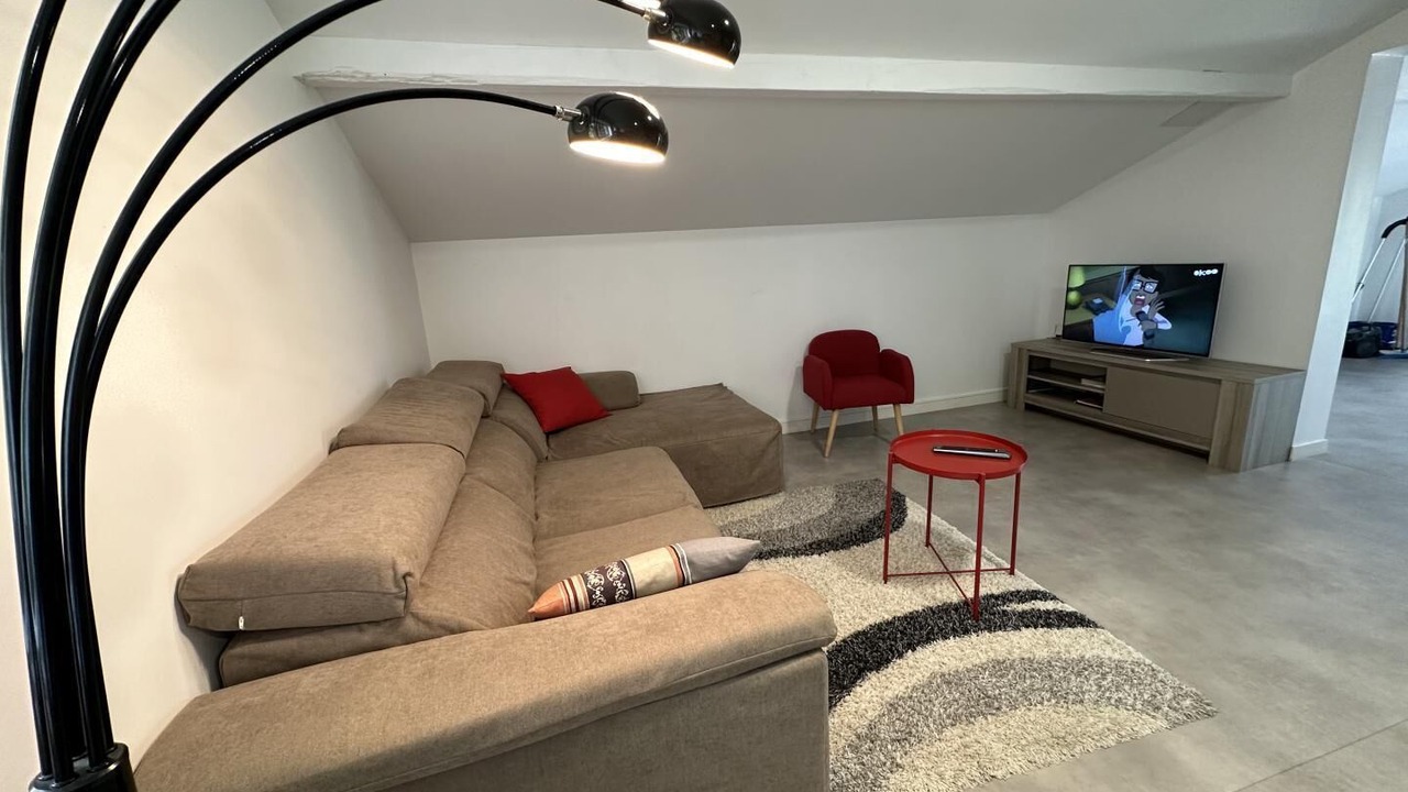 Photo of Livingroom in Arjuzanx