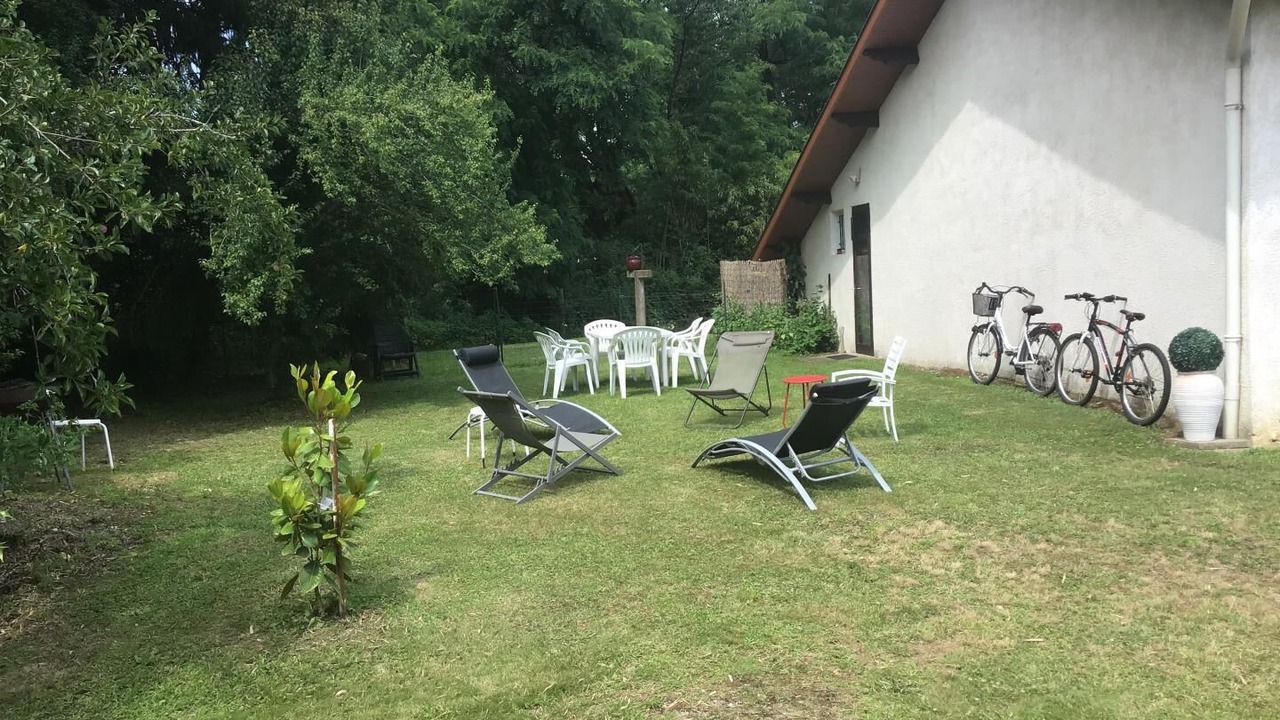 Photo of Outdoor in Hinx