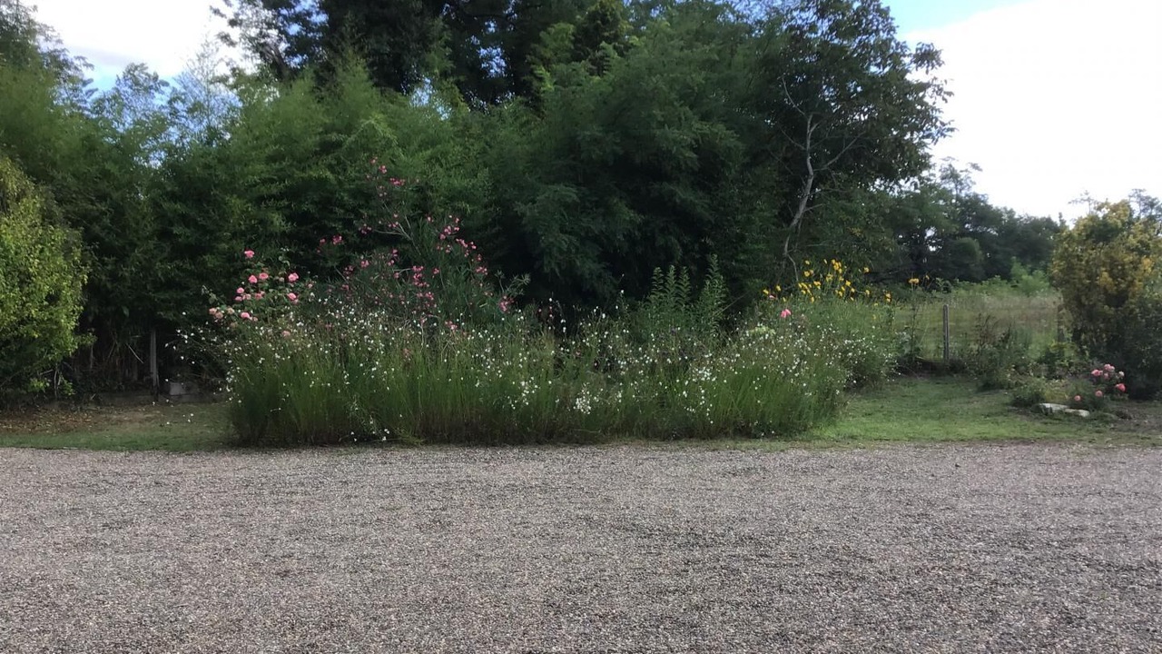 Photo of Outdoor in Hinx