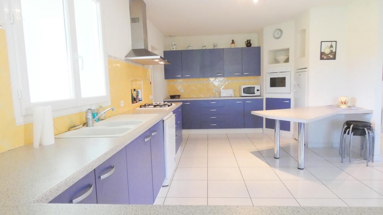 Photo of Kitchen in Herm