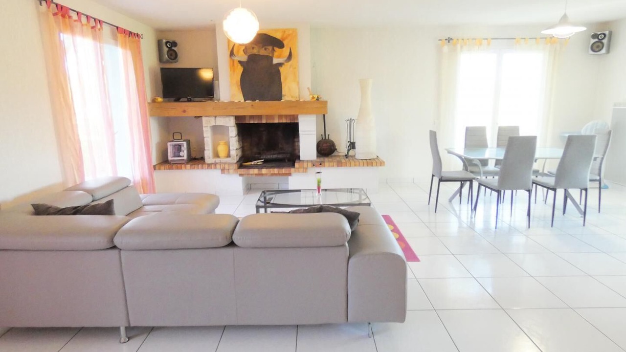 Photo of Livingroom in Herm