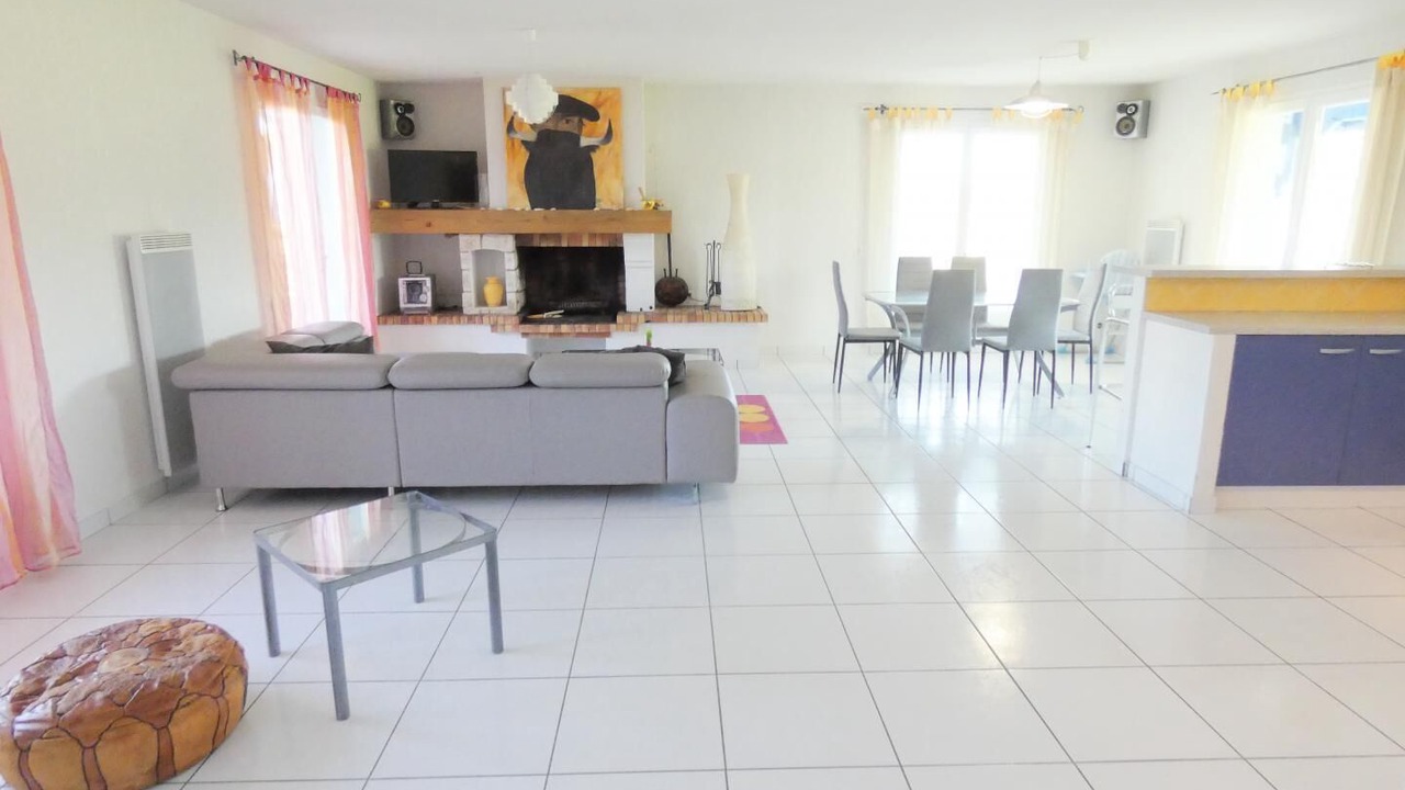 Photo of Livingroom in Herm