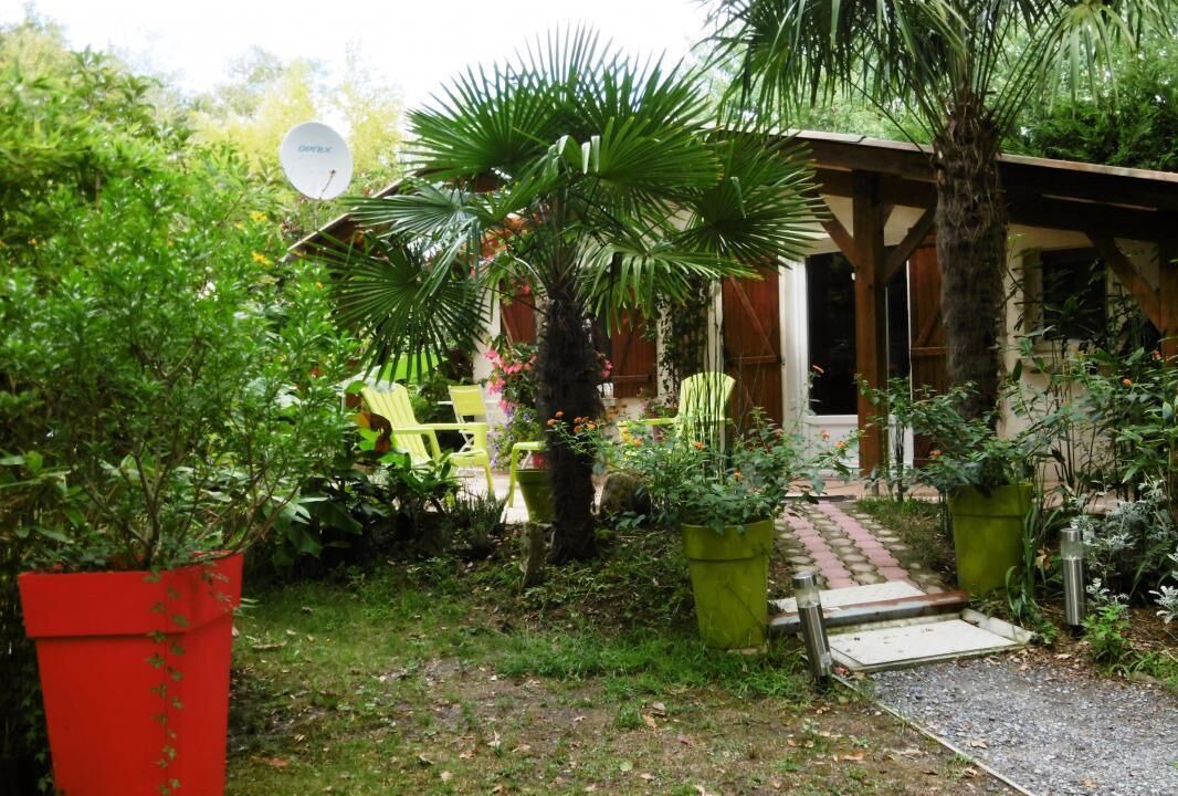Photo of Patio Balcony in Gourbera