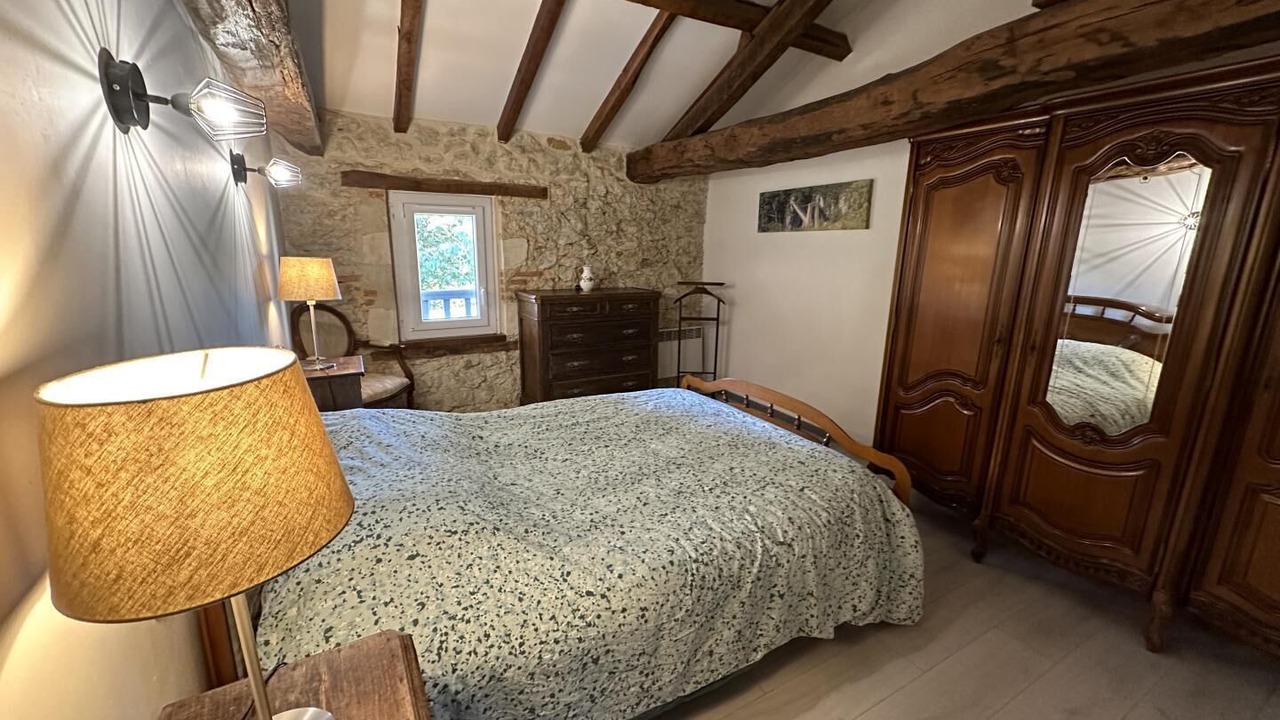 Photo of Bedroom in Larbey