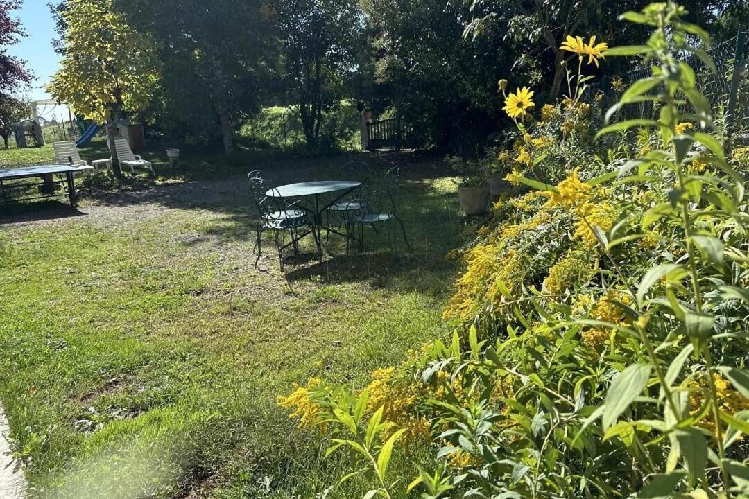 Photo of Outdoor in Larbey