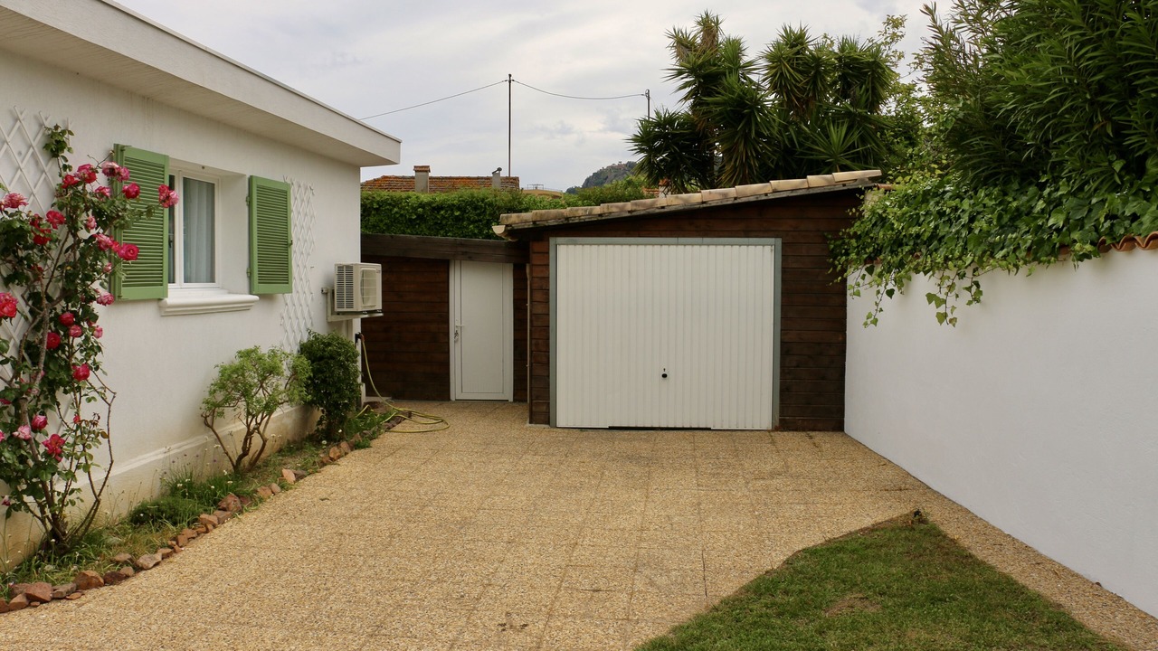 Photo of Outdoor in Mandelieu-la-Napoule Beach