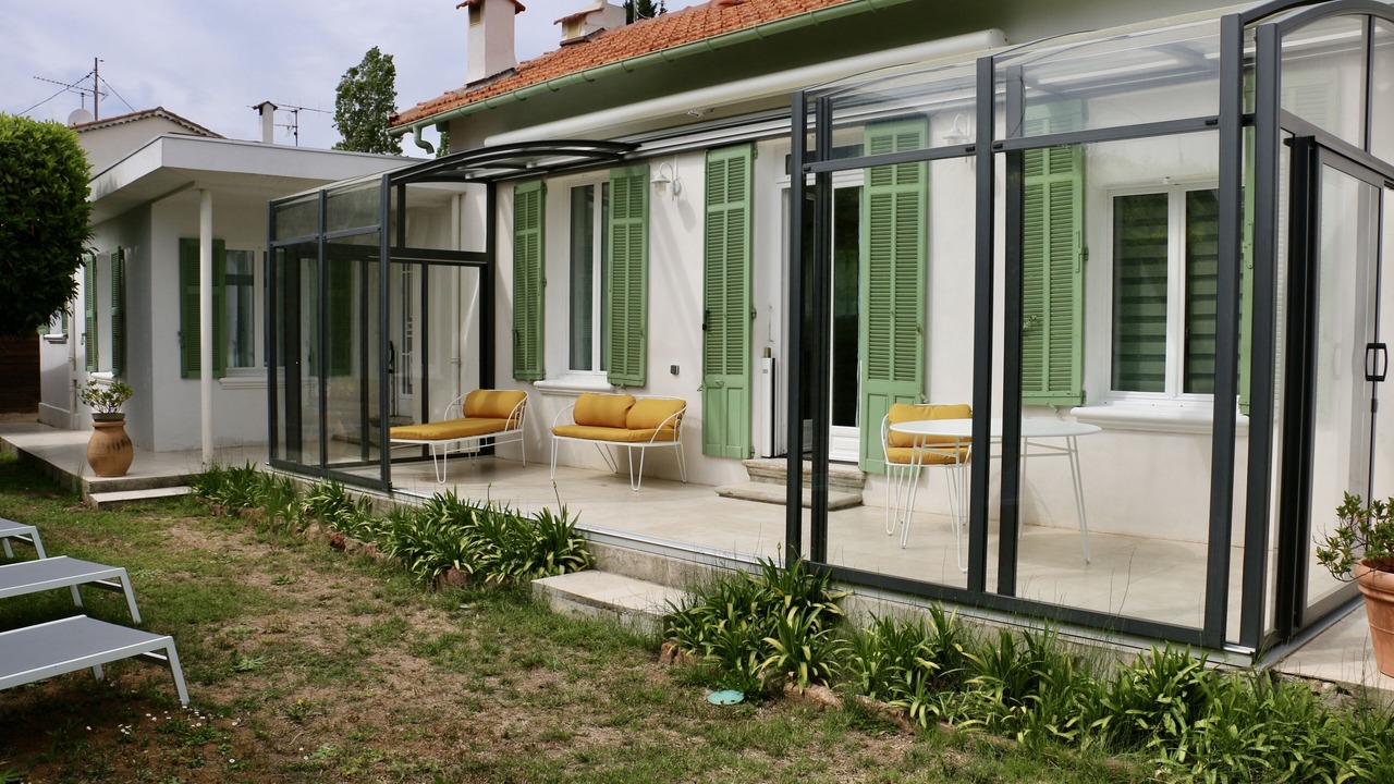Photo of Patio Balcony in Mandelieu-la-Napoule Beach
